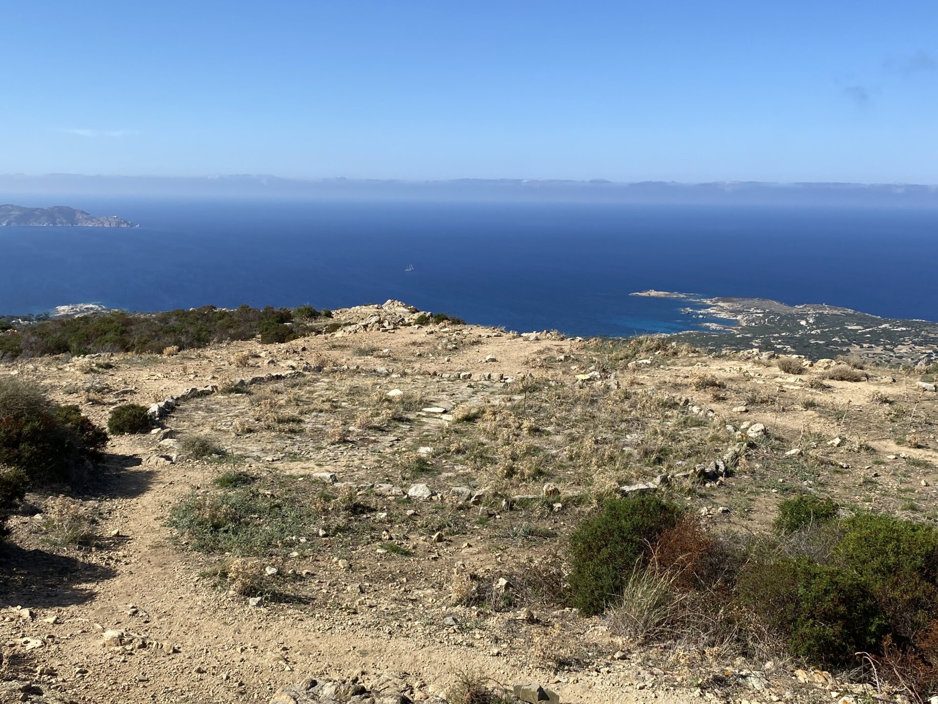 Steinkreis über Lumio